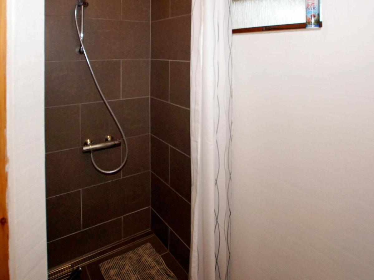 2 Person Holiday Home In Tarm Fjerbæk エクステリア 写真